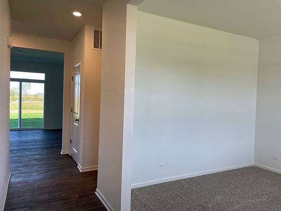 2nd image of 9951 Humbolt St
