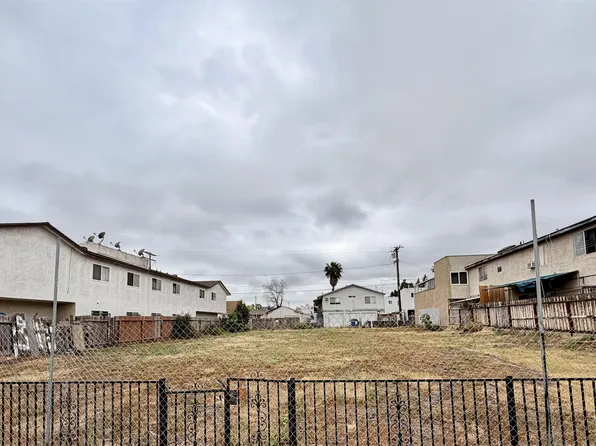 4230 45th St #32-34, San Diego, CA 92115