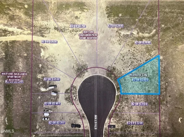 516 8th St NW, Watford City, ND 58854