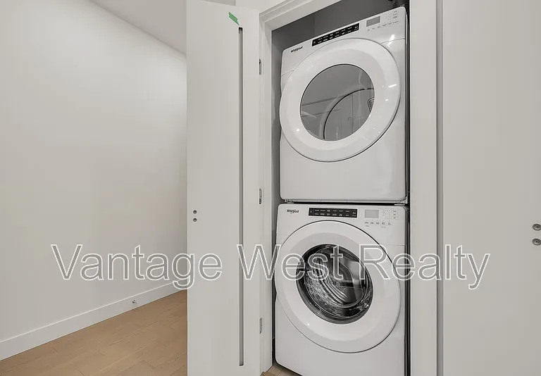 3389 Lakeshore Rd #216 — Photo 11