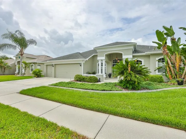 7521 Melogold Cir, Land O Lakes, FL 34637