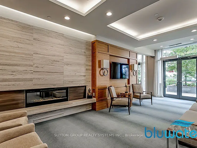 3500 Lakeshore Rd W #B814 — Photo 32