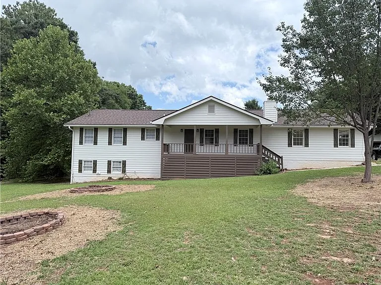 40 Salem Rdg — Photo 1