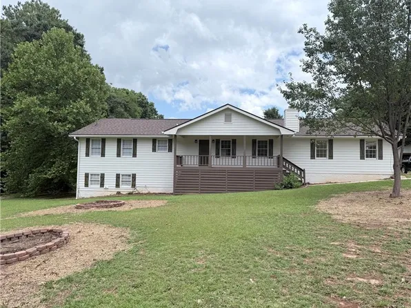 40 Salem Rdg, Covington, GA 30016