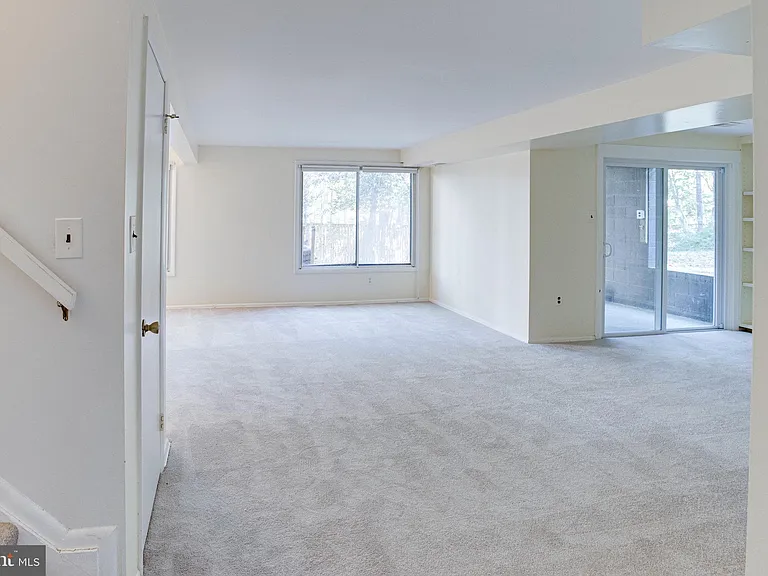 12303 Mulberry Ct — Photo 62