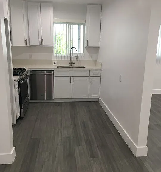 8635 Cashio St #10 — Photo 18