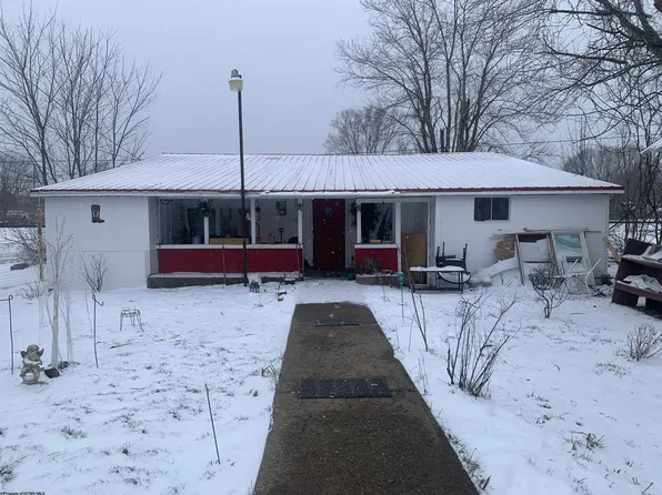 386 Morton Ave, Buckhannon, WV 26201