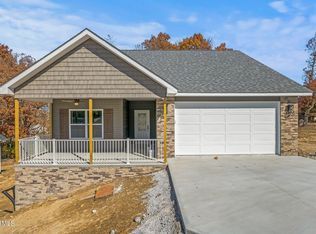 407 Dayton Ave, Crossville, TN 38555