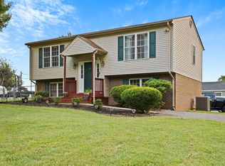 1504 Old Farm Rd, Lynchburg, VA 24503