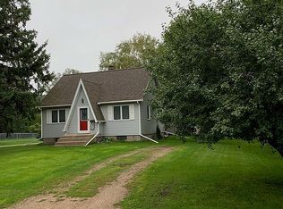209 S Montana St, Warren, MN 56762