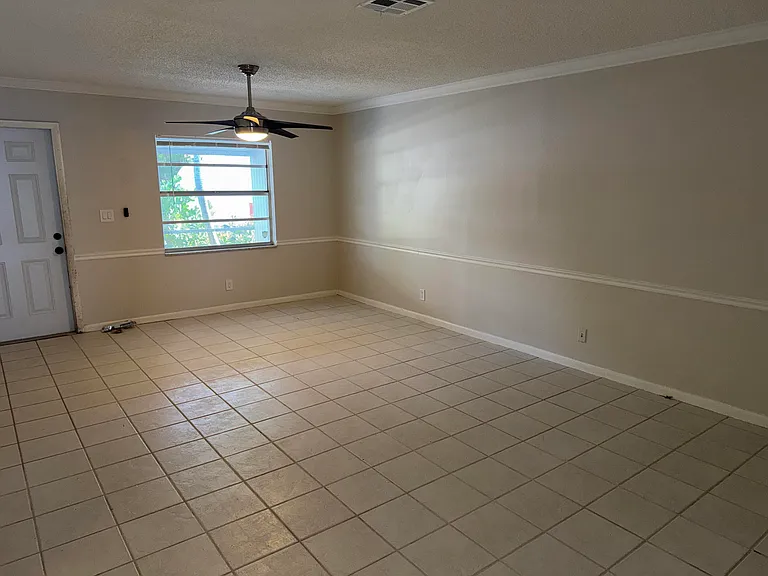 3856 Van Cott St #3856 — Photo 4