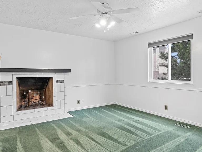 9763 S Sitzmark Dr — Photo 18