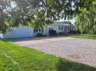 16218 Frogtown Rd, Carlyle, IL 62231