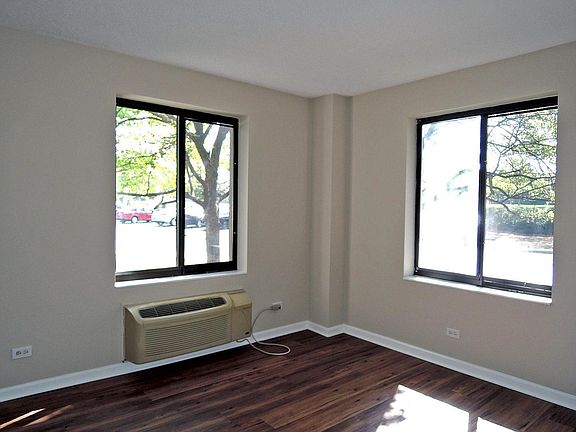 3rd image of 470 Fawell Blvd APT 113