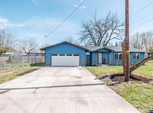 1454 W 4th St, Halsey, OR 97348