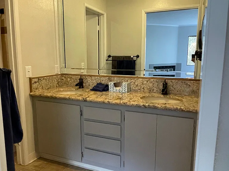 4055 Eagle St #202 — Photo 52