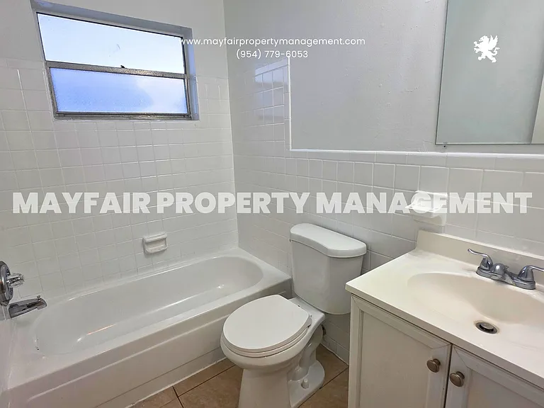 5621 SW 36th Ct — Photo 8