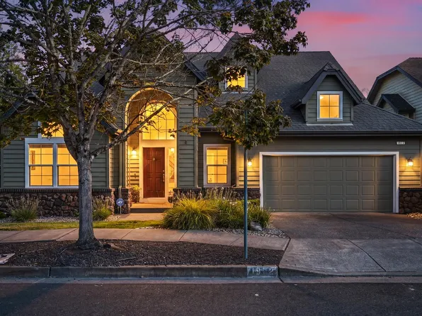 1972 Fountainview Circle, Santa Rosa, CA 95403