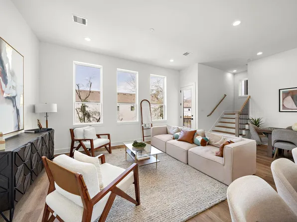 835 Elkhart St #A, Houston, TX 77091