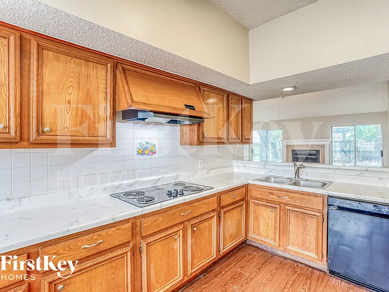 12838 Ashford Meadow Dr — Photo 7