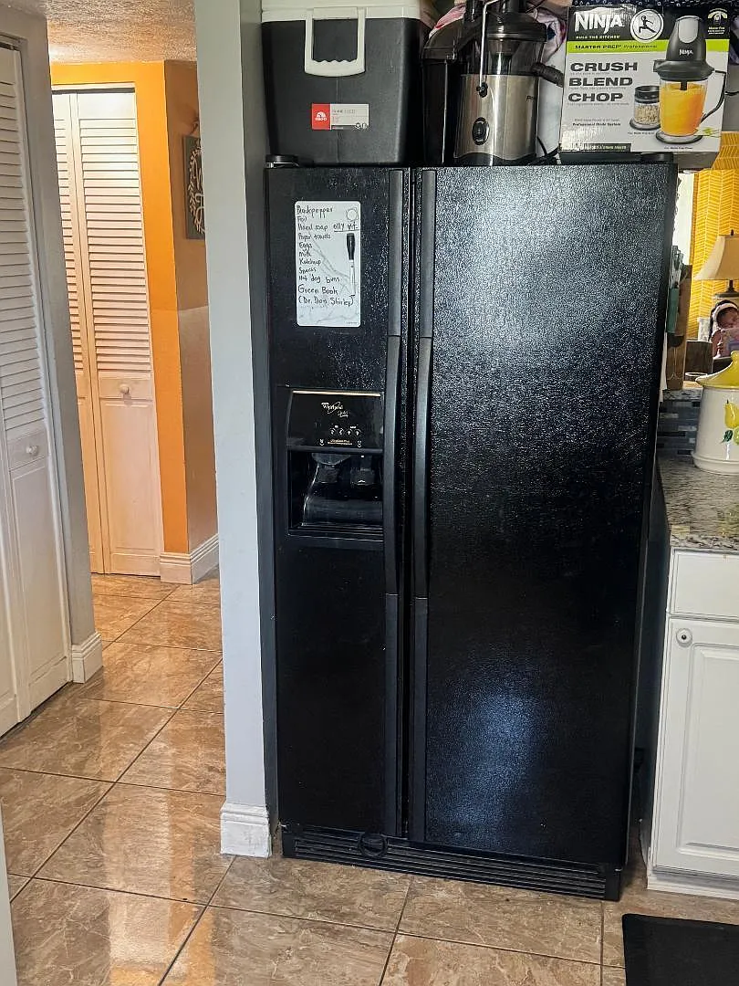 4 bed, 3.0 bath, 1310 sqft, $3,000 — Photo 4