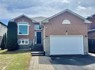19 Leslie Ave, Barrie, ON L4N9N9