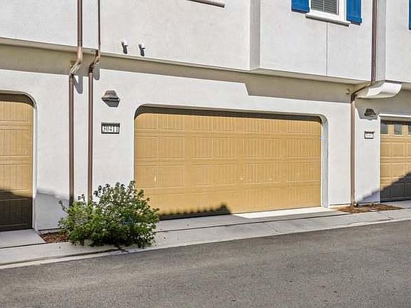 2nd image of 30411 Town Square Dr