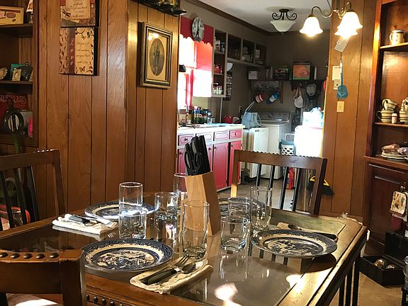 Kitchen/dining / sitting rm 