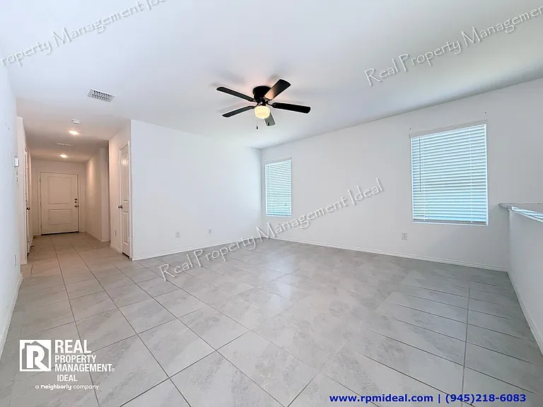 1717 Round House Ln — Photo 7