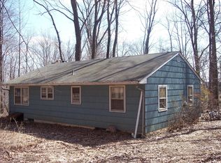 304 Rocky Run Rd, Glen Gardner, NJ 08826