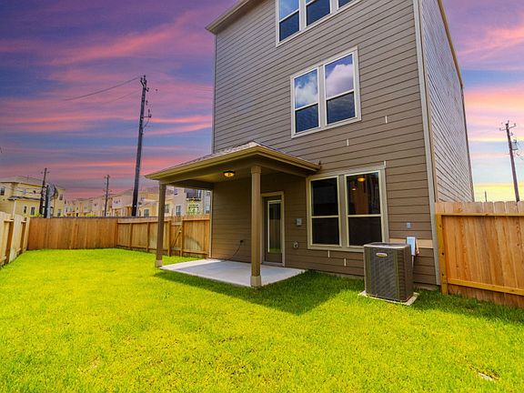Huge Backyard with Covered Patio
