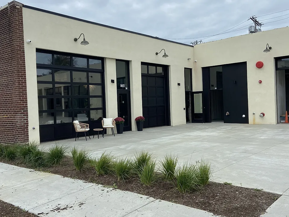 1786 Main St #5