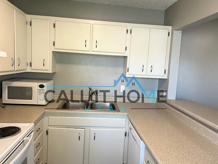4527 S 1175 W #94 — Photo 13
