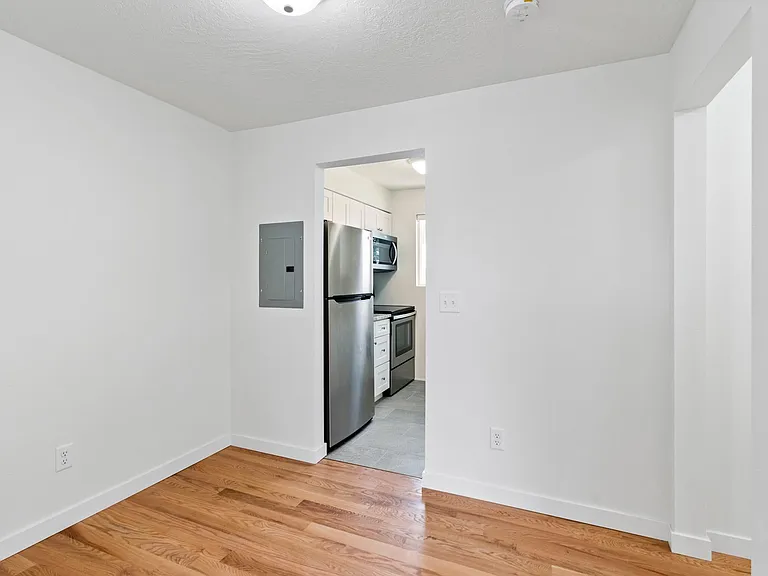 1608 W 8th Ave #302 — Photo 5