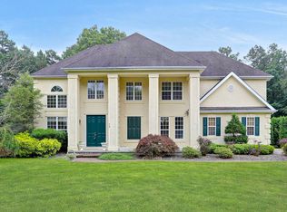 19 Brittany Ln, Jackson, NJ