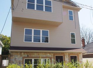 7 Wavecrest St, Staten Island, NY 10306