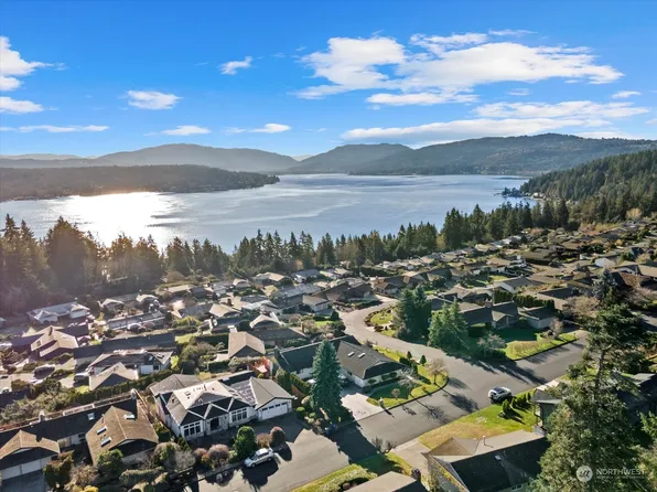 511 172nd Place NE, Bellevue, WA 98008