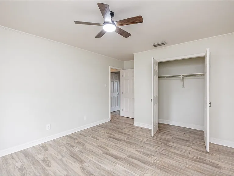 6702 Sahara Dr — Photo 34