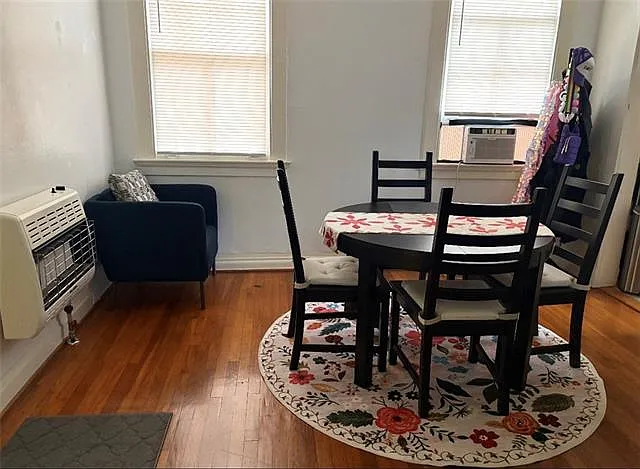 2 bed, 1.0 bath, 1100 sqft, $1,650 — Photo 4