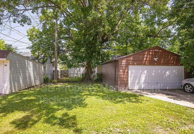 20131 Crystal Ave #UP — Photo 4