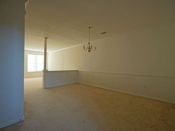 5th image of 708 Saint Andrews Dr #708