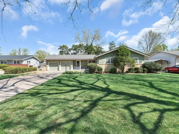 4102 W 17th St N, Wichita, KS 67212