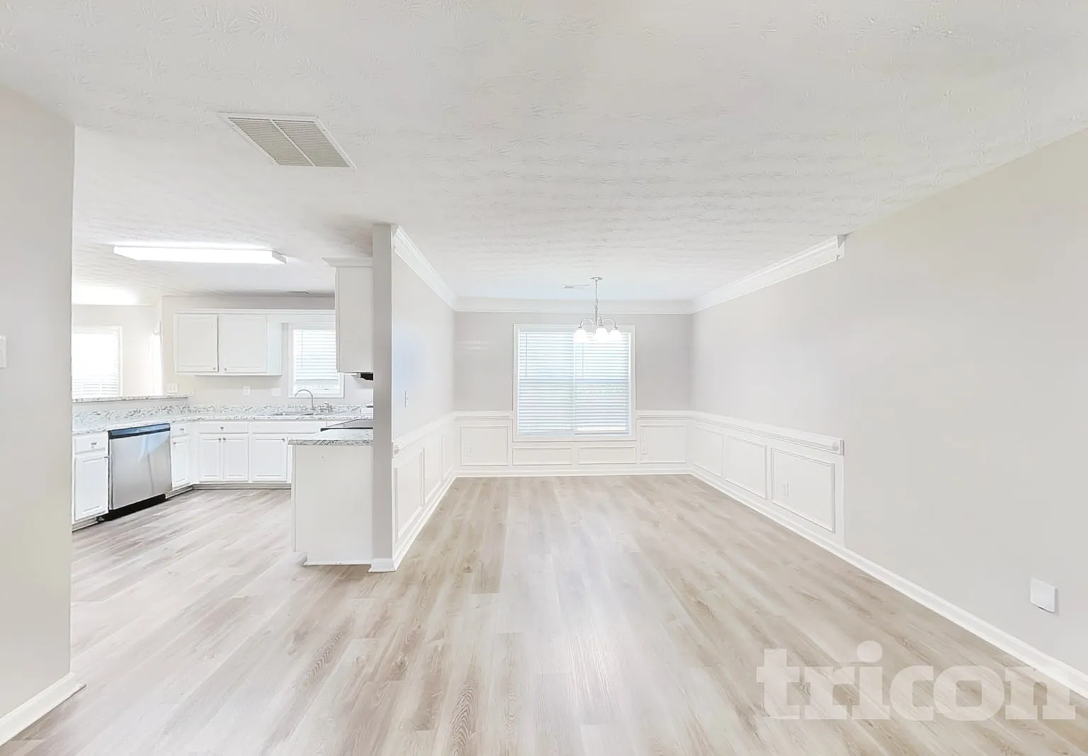 373 Adams Lake Drive Lawrenceville GA — Photo 3