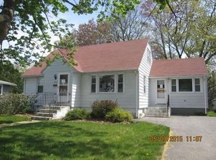 29 Hilton Ave, Worcester, MA 01604