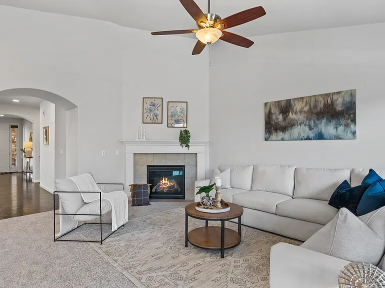 5859 Leon Young Dr — Photo 15