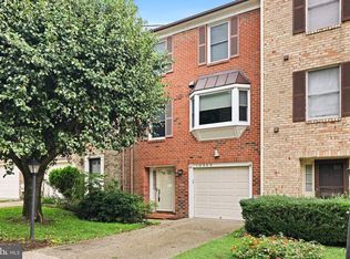 10929 Pebble Run Dr, Silver Spring, MD 20902