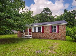 205 6th St, Walterboro, SC 29488