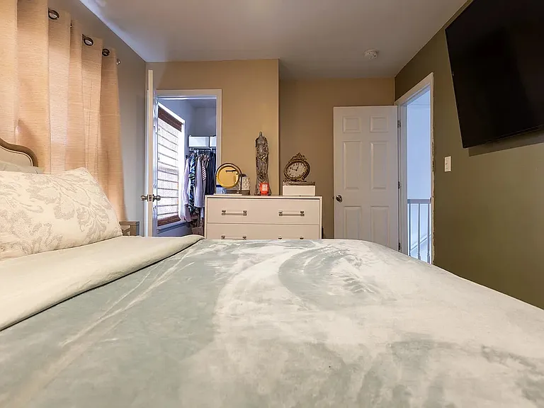 3958 Folsom Ave — Photo 9