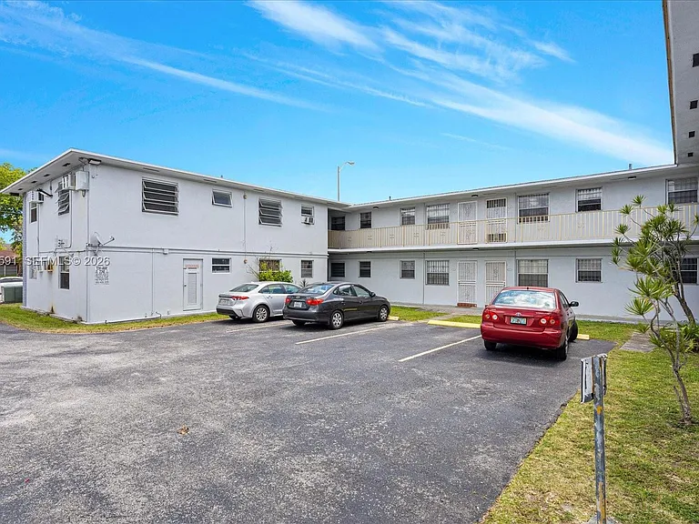 3255 W Flagler St #2 — Photo 7