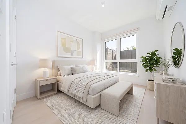 Bedroom, photo 1